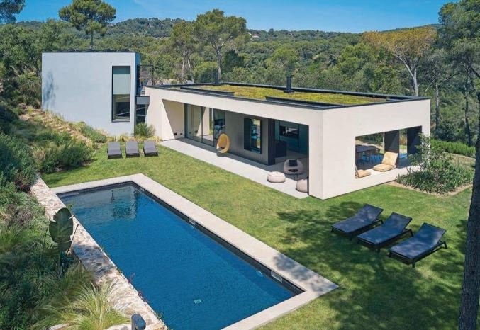 Obra nova a Tamariu · Habitatge prefabricat de fusta d’entramat lleuger